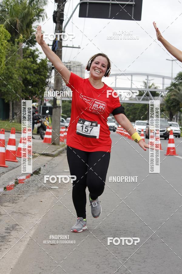 Buy your photos of the eventSantander Track & Field Run Series - Shopping Tambor on Fotop