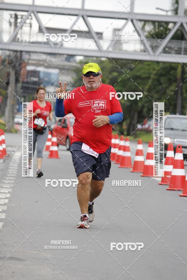 Buy your photos of the eventSantander Track & Field Run Series - Shopping Tambor on Fotop