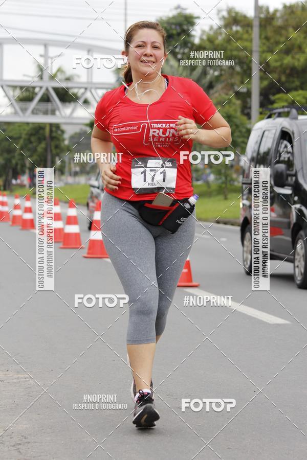 Buy your photos of the eventSantander Track & Field Run Series - Shopping Tambor on Fotop