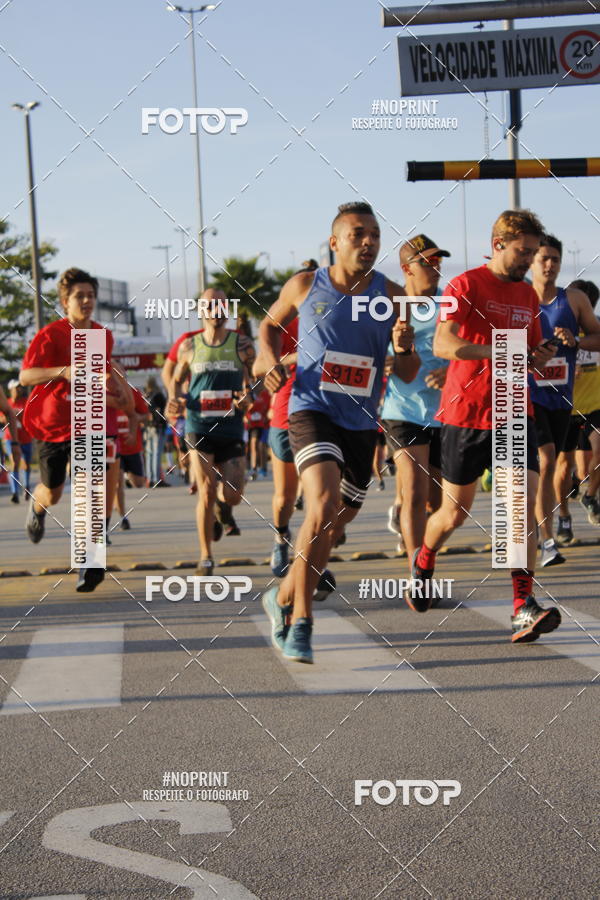 Buy your photos of the eventSantander Track & Field Run Series - Shopping Tambor on Fotop