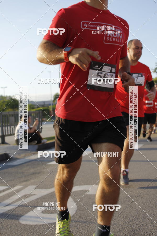 Buy your photos of the eventSantander Track & Field Run Series - Shopping Tambor on Fotop