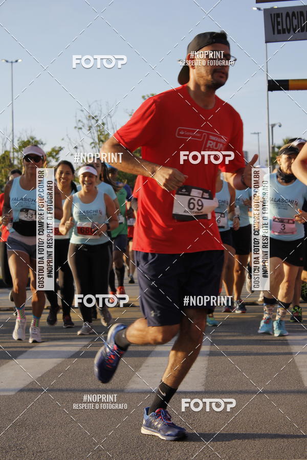 Buy your photos of the eventSantander Track & Field Run Series - Shopping Tambor on Fotop