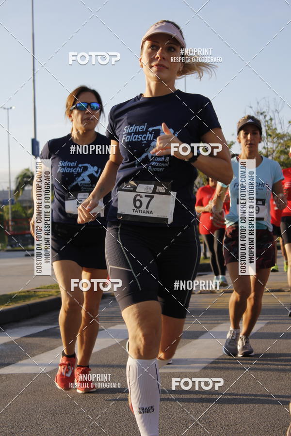 Buy your photos of the eventSantander Track & Field Run Series - Shopping Tambor on Fotop