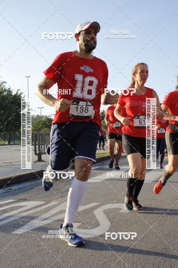 Buy your photos of the eventSantander Track & Field Run Series - Shopping Tambor on Fotop
