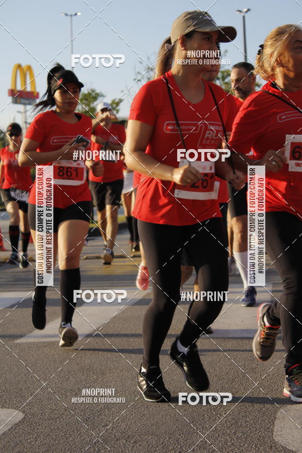 Buy your photos of the eventSantander Track & Field Run Series - Shopping Tambor on Fotop
