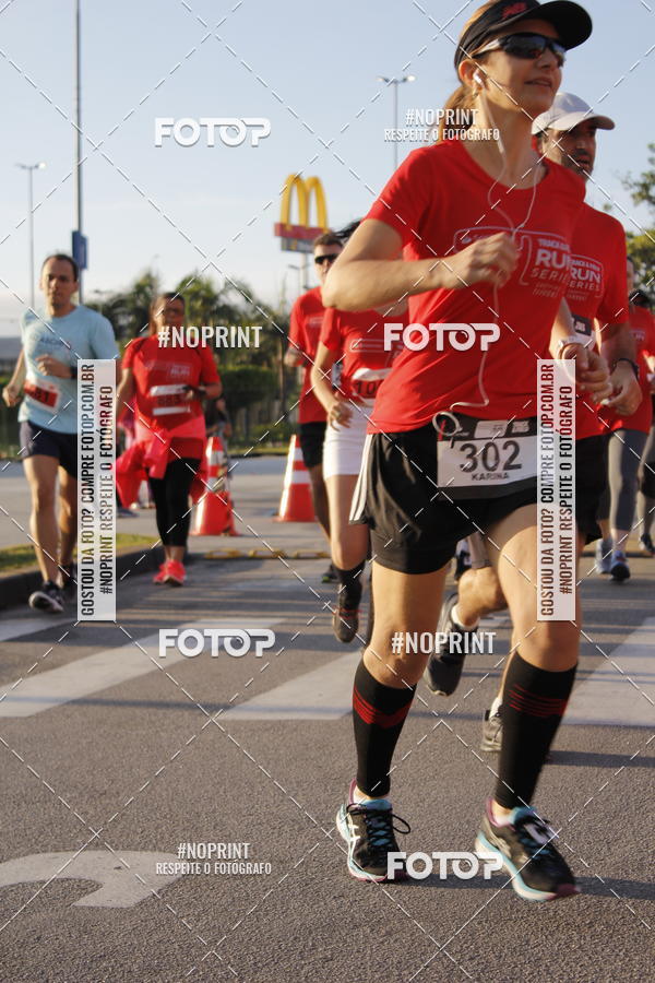 Buy your photos of the eventSantander Track & Field Run Series - Shopping Tambor on Fotop