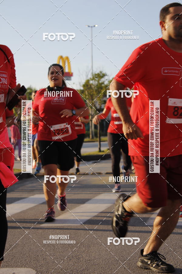 Buy your photos of the eventSantander Track & Field Run Series - Shopping Tambor on Fotop