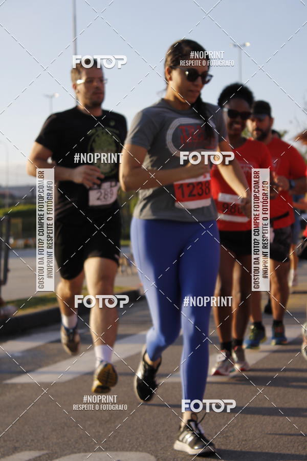 Buy your photos of the eventSantander Track & Field Run Series - Shopping Tambor on Fotop