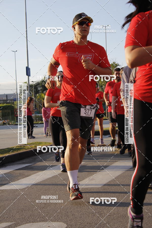 Buy your photos of the eventSantander Track & Field Run Series - Shopping Tambor on Fotop