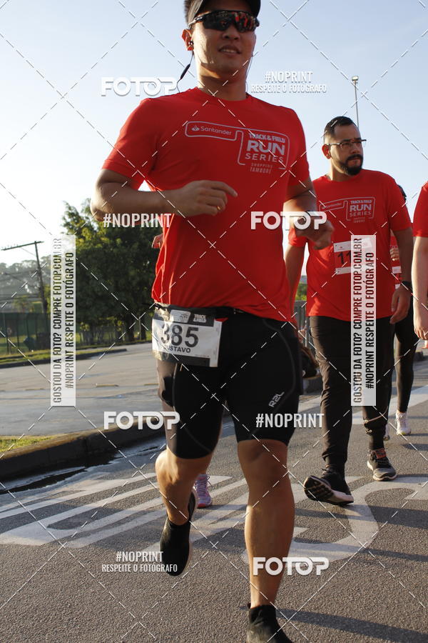 Buy your photos of the eventSantander Track & Field Run Series - Shopping Tambor on Fotop