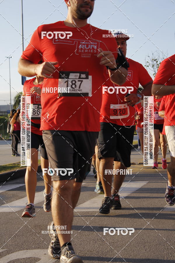 Buy your photos of the eventSantander Track & Field Run Series - Shopping Tambor on Fotop