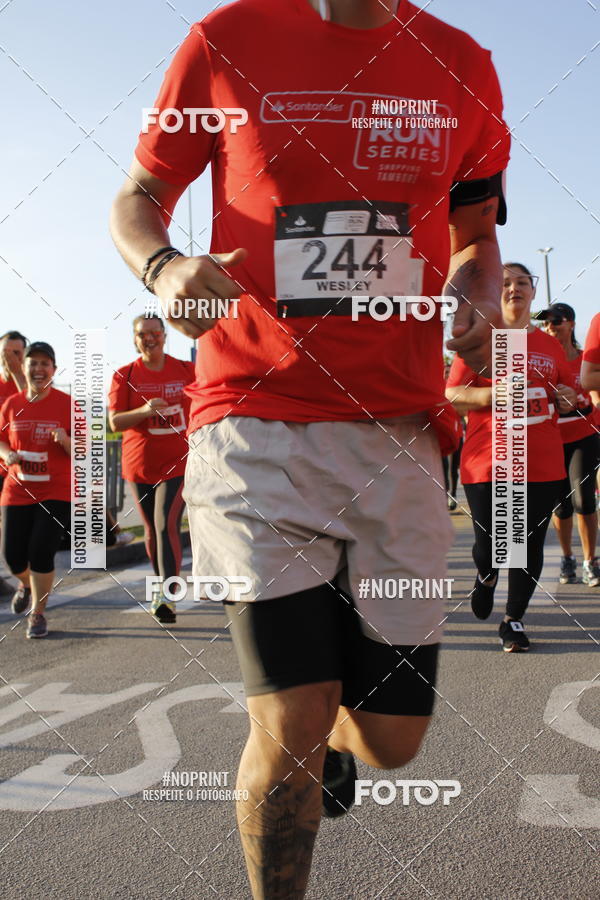 Buy your photos of the eventSantander Track & Field Run Series - Shopping Tambor on Fotop