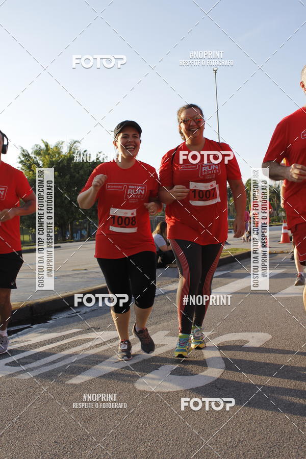 Buy your photos of the eventSantander Track & Field Run Series - Shopping Tambor on Fotop