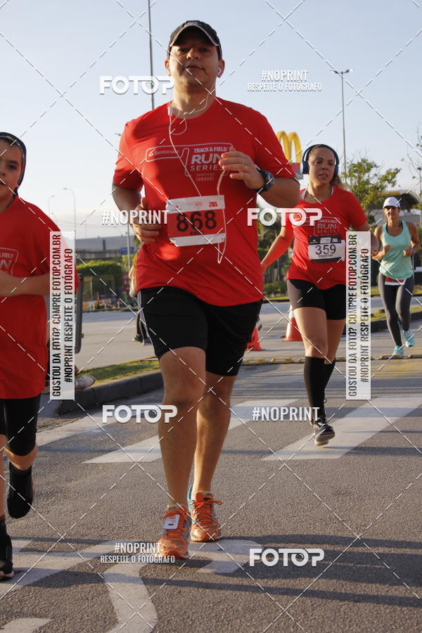 Buy your photos of the eventSantander Track & Field Run Series - Shopping Tambor on Fotop