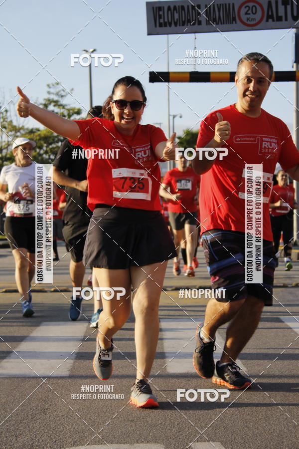 Buy your photos of the eventSantander Track & Field Run Series - Shopping Tambor on Fotop