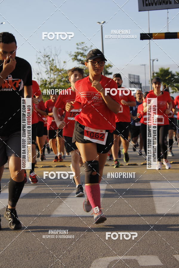 Buy your photos of the eventSantander Track & Field Run Series - Shopping Tambor on Fotop