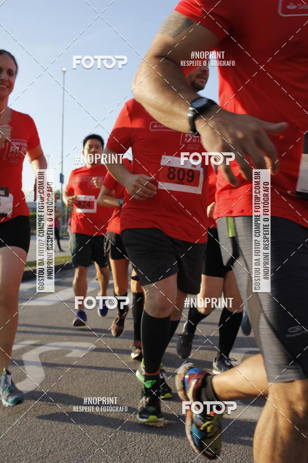 Buy your photos of the eventSantander Track & Field Run Series - Shopping Tambor on Fotop