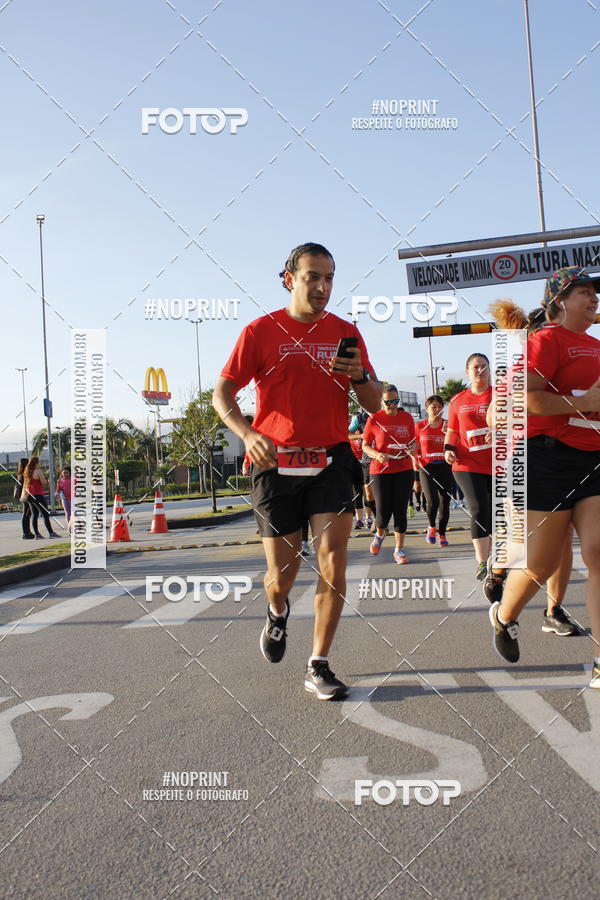Buy your photos of the eventSantander Track & Field Run Series - Shopping Tambor on Fotop