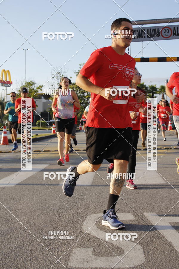 Buy your photos of the eventSantander Track & Field Run Series - Shopping Tambor on Fotop