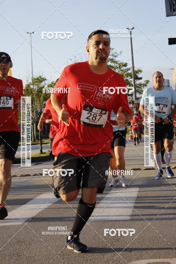 Buy your photos of the eventSantander Track & Field Run Series - Shopping Tambor on Fotop