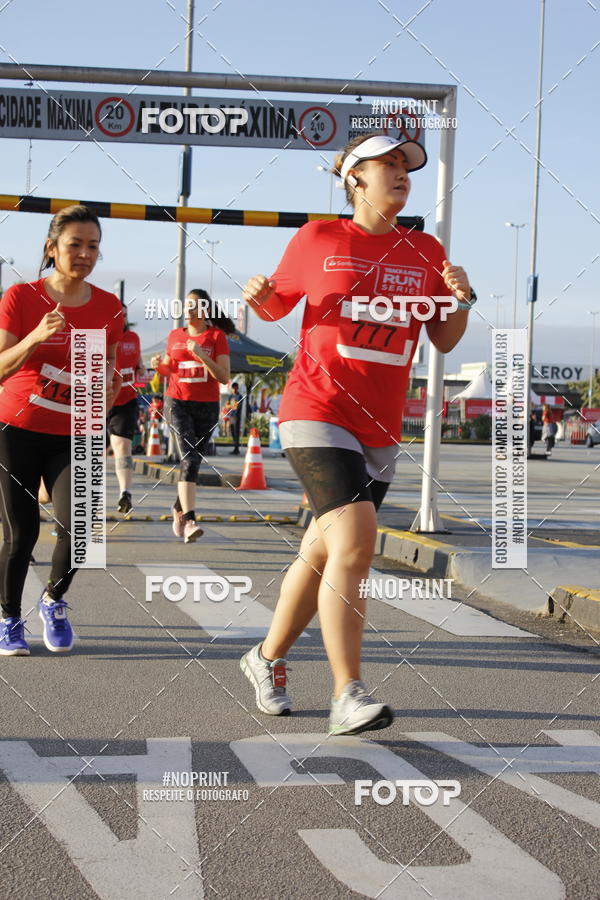 Buy your photos of the eventSantander Track & Field Run Series - Shopping Tambor on Fotop