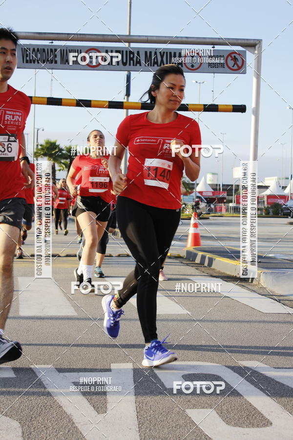 Buy your photos of the eventSantander Track & Field Run Series - Shopping Tambor on Fotop