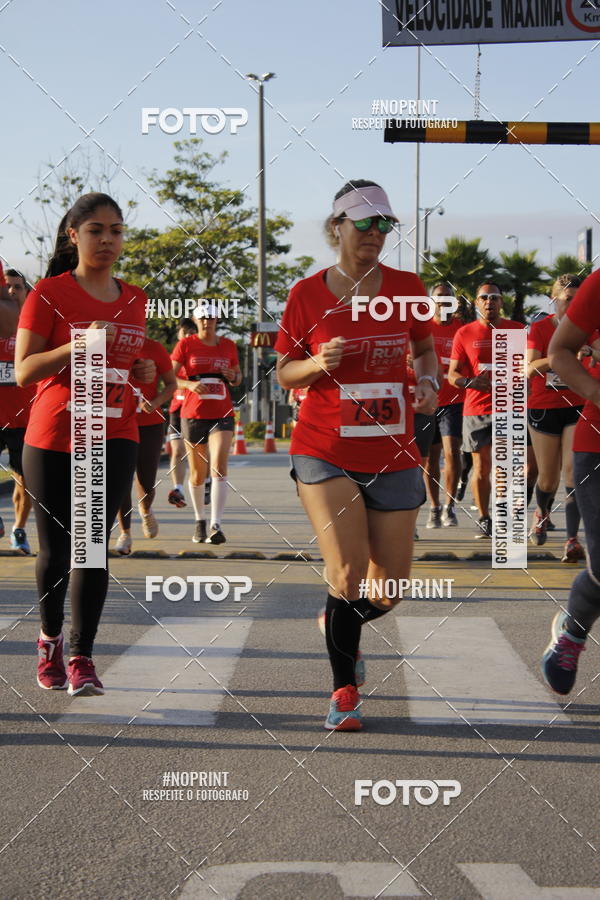 Buy your photos of the eventSantander Track & Field Run Series - Shopping Tambor on Fotop