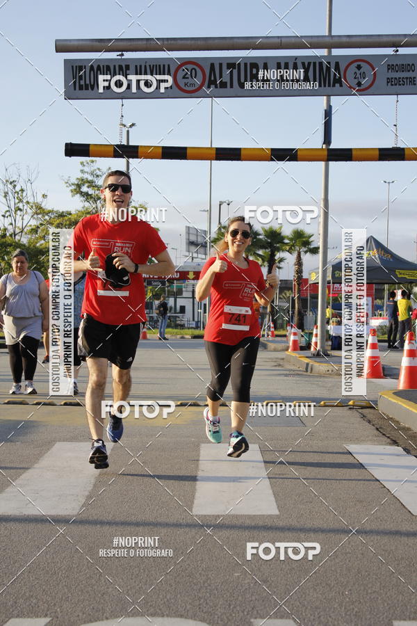 Buy your photos of the eventSantander Track & Field Run Series - Shopping Tambor on Fotop