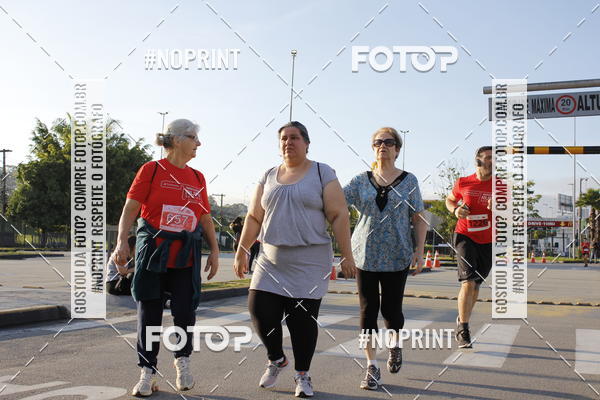 Buy your photos of the eventSantander Track & Field Run Series - Shopping Tambor on Fotop