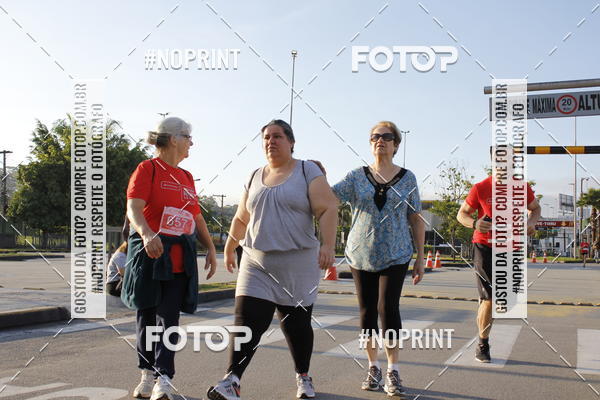 Buy your photos of the eventSantander Track & Field Run Series - Shopping Tambor on Fotop