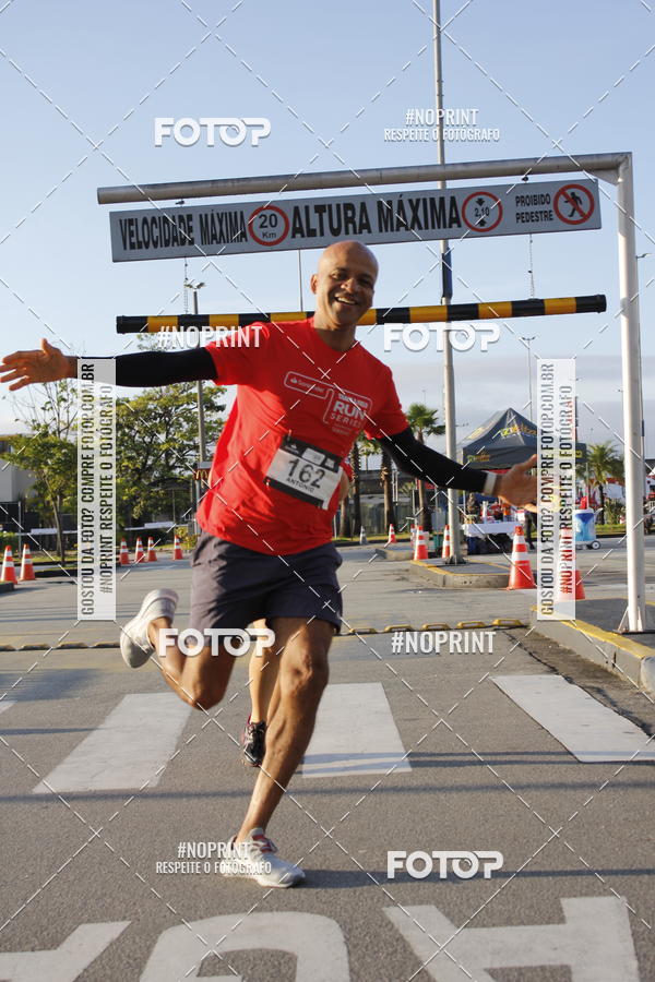 Buy your photos of the eventSantander Track & Field Run Series - Shopping Tambor on Fotop