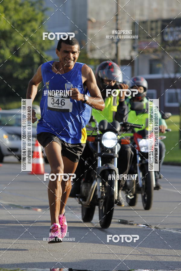 Buy your photos of the eventSantander Track & Field Run Series - Shopping Tambor on Fotop
