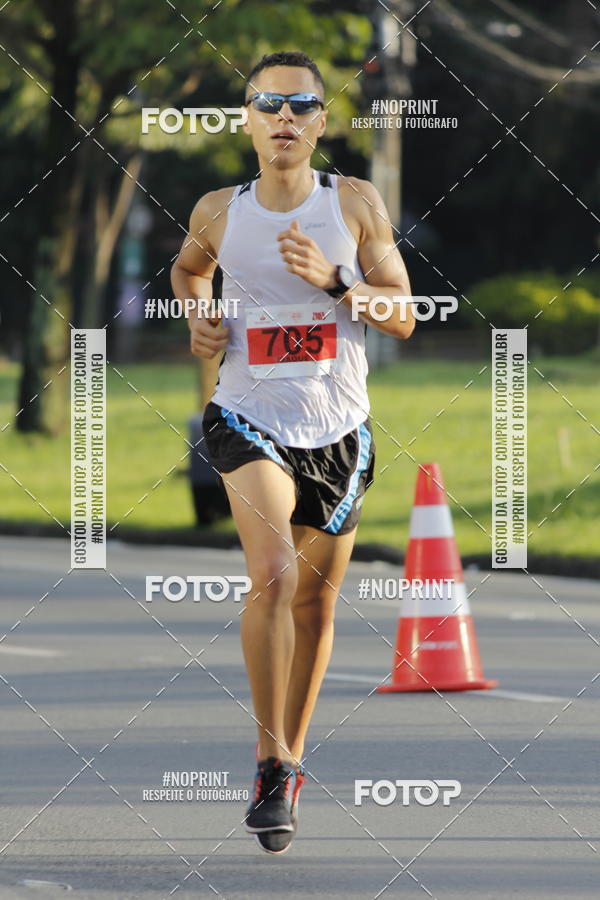 Buy your photos of the eventSantander Track & Field Run Series - Shopping Tambor on Fotop