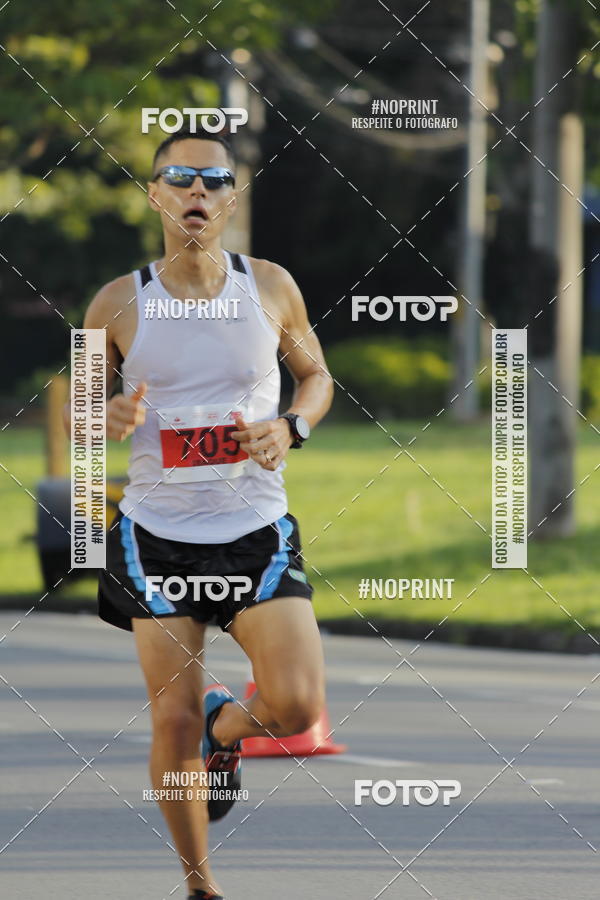 Buy your photos of the eventSantander Track & Field Run Series - Shopping Tambor on Fotop