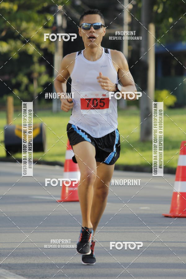 Buy your photos of the eventSantander Track & Field Run Series - Shopping Tambor on Fotop