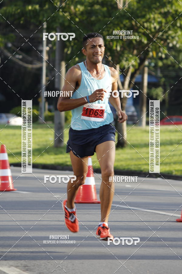 Buy your photos of the eventSantander Track & Field Run Series - Shopping Tambor on Fotop