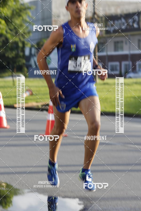 Buy your photos of the eventSantander Track & Field Run Series - Shopping Tambor on Fotop