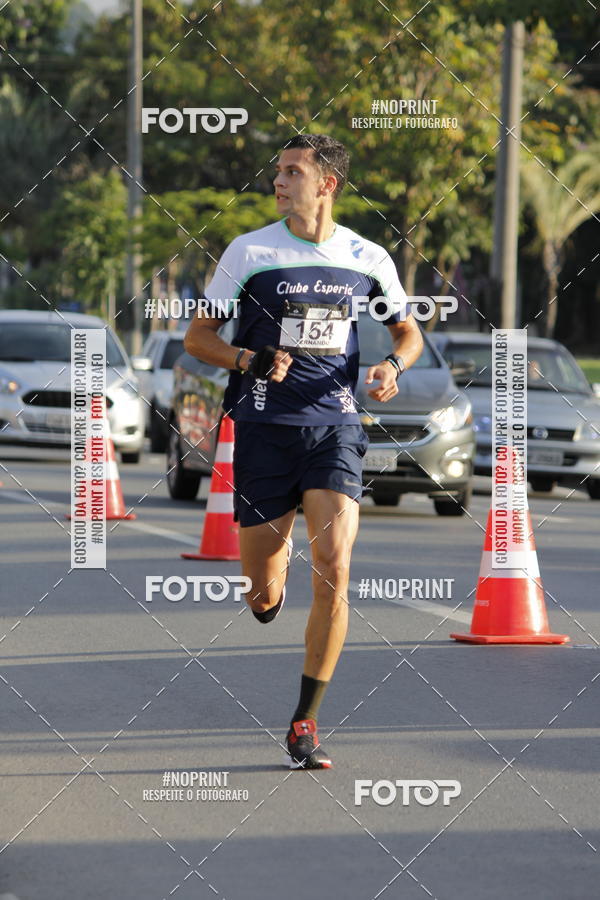 Buy your photos of the eventSantander Track & Field Run Series - Shopping Tambor on Fotop