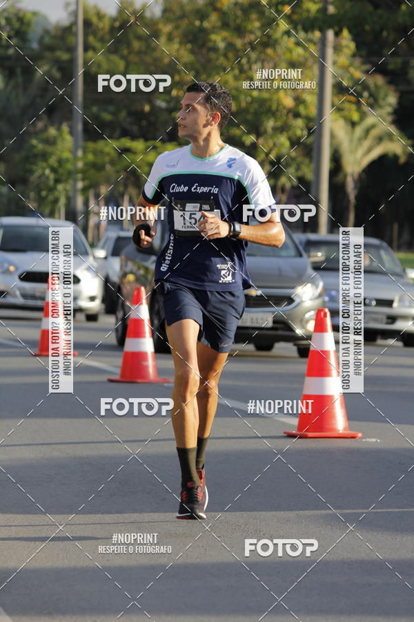 Buy your photos of the eventSantander Track & Field Run Series - Shopping Tambor on Fotop