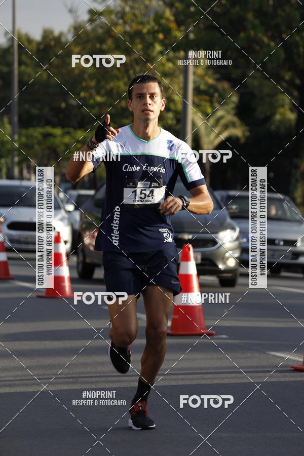 Buy your photos of the eventSantander Track & Field Run Series - Shopping Tambor on Fotop