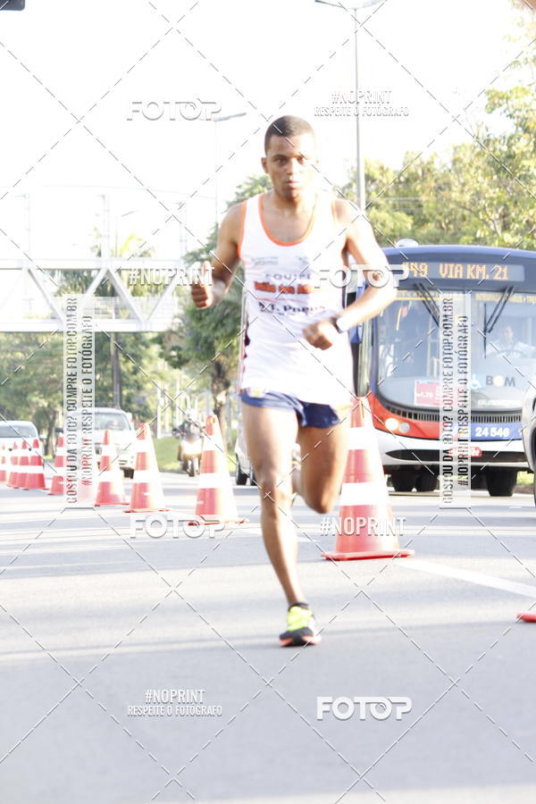 Buy your photos of the eventSantander Track & Field Run Series - Shopping Tambor on Fotop