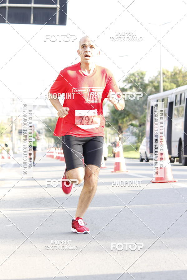 Buy your photos of the eventSantander Track & Field Run Series - Shopping Tambor on Fotop