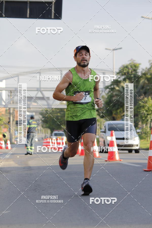 Buy your photos of the eventSantander Track & Field Run Series - Shopping Tambor on Fotop
