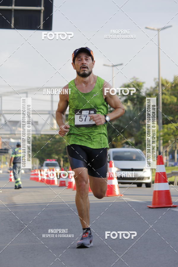 Buy your photos of the eventSantander Track & Field Run Series - Shopping Tambor on Fotop