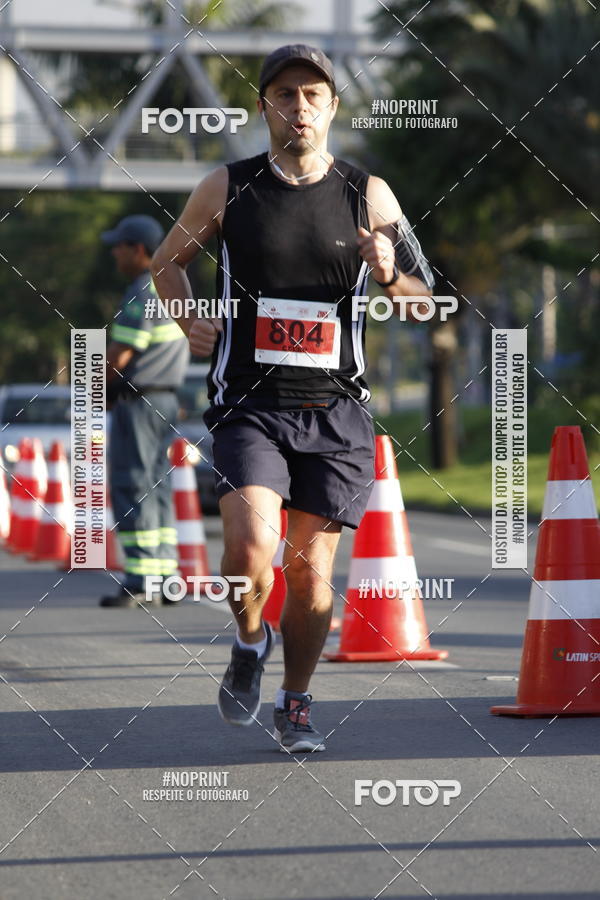 Buy your photos of the eventSantander Track & Field Run Series - Shopping Tambor on Fotop