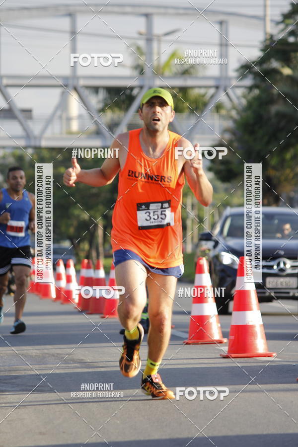Buy your photos of the eventSantander Track & Field Run Series - Shopping Tambor on Fotop