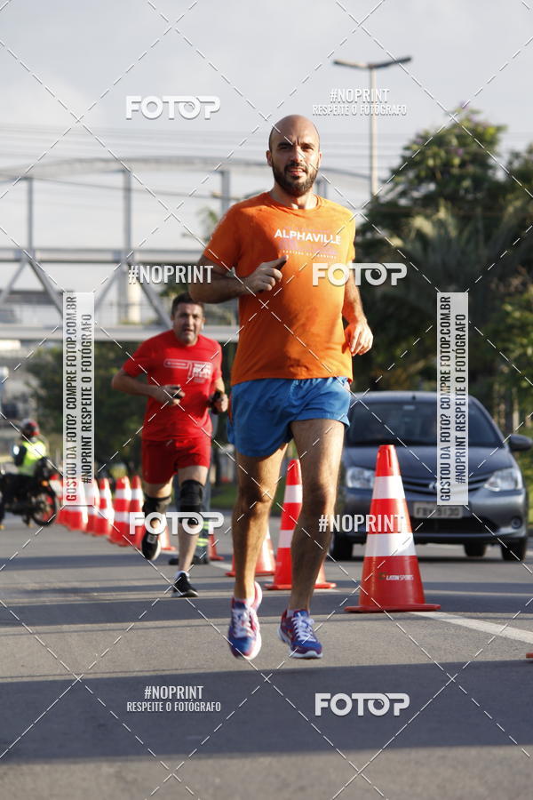 Buy your photos of the eventSantander Track & Field Run Series - Shopping Tambor on Fotop