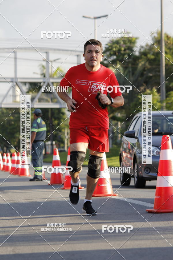 Buy your photos of the eventSantander Track & Field Run Series - Shopping Tambor on Fotop