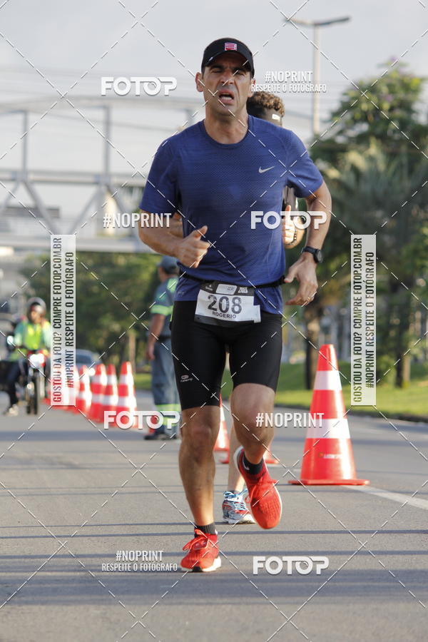 Buy your photos of the eventSantander Track & Field Run Series - Shopping Tambor on Fotop