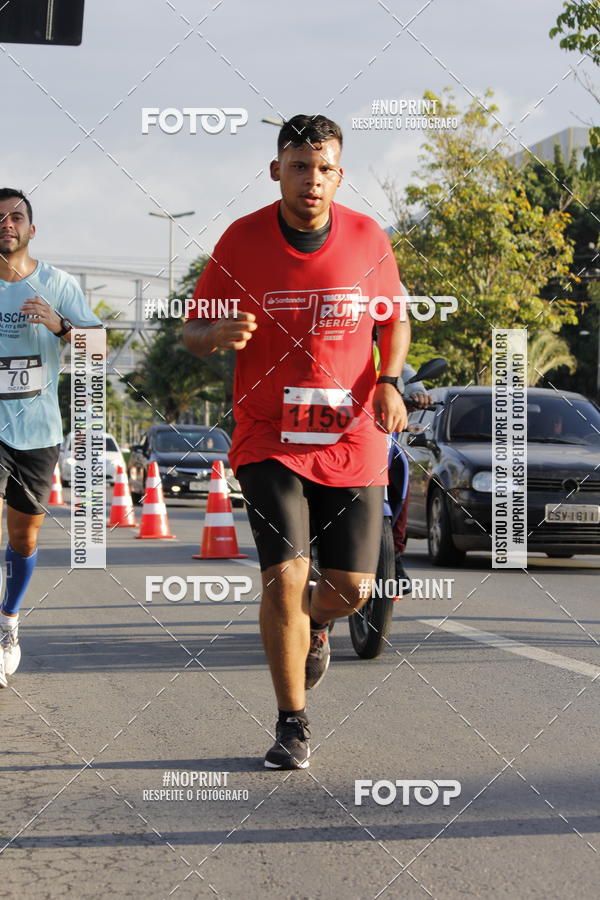 Buy your photos of the eventSantander Track & Field Run Series - Shopping Tambor on Fotop